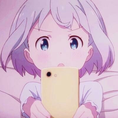 女子怀疑丈夫出轨 扒货车车尾跟踪